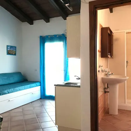 Pretty Little House شقة Nebida